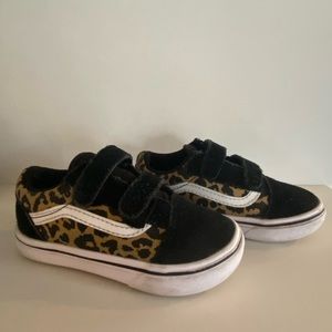 Vans toddler 7, Velcro closure